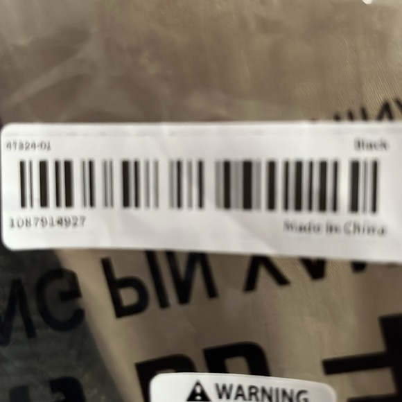 Woman’s Pearl Lined Black Beret Hat  Small - Picture 7 of 7